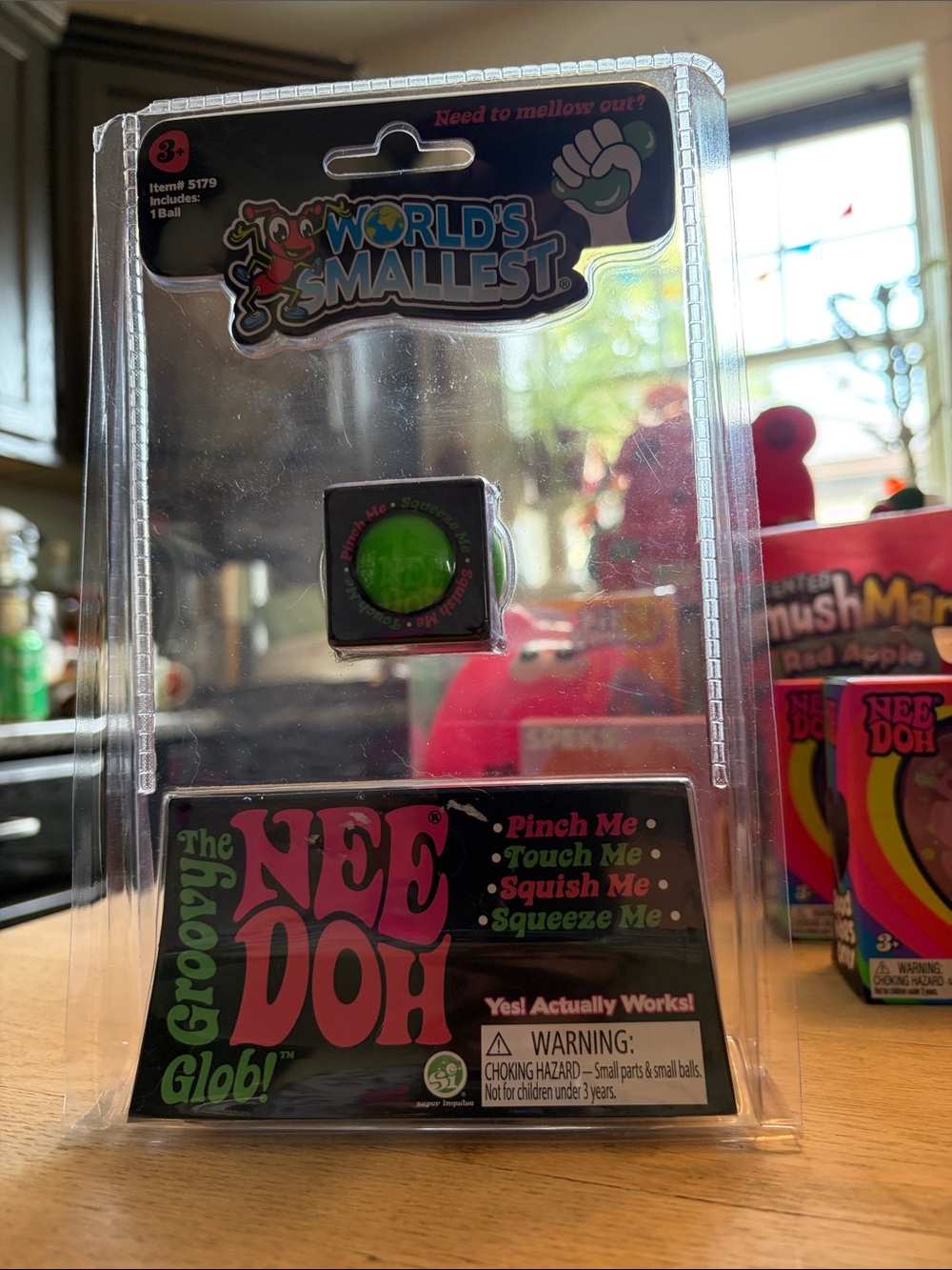 World's Smallest Groovy NeeDoh Glob - Green Mini Stress Ball